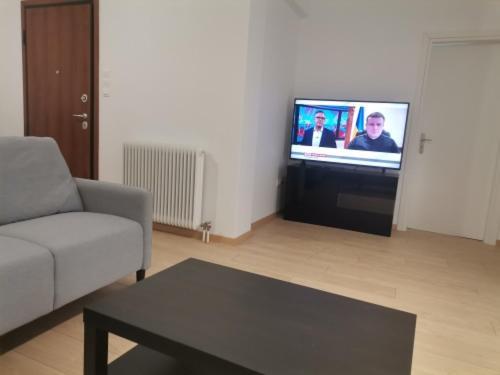S & K Apartment Free Indoor Parking Athen Eksteriør billede